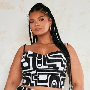 Black & White Print Cowl Neck Crop Top - Size 14